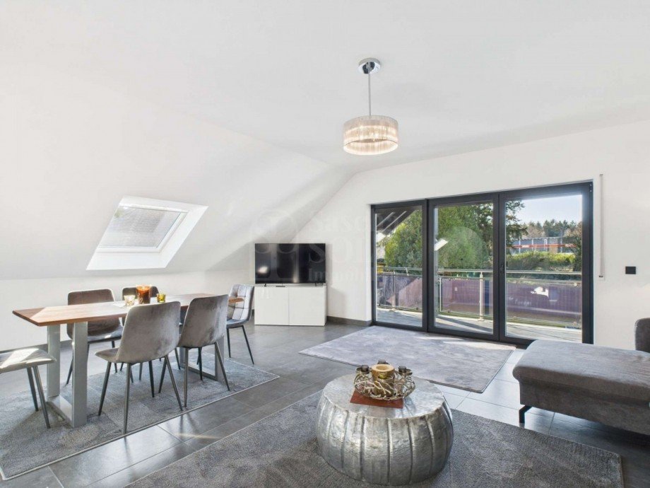 WE im DG - Wohnzimmer Villa Kirkel