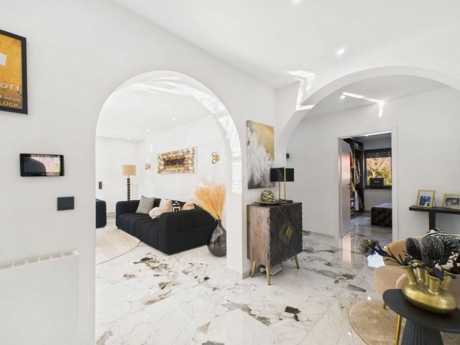 WE im EG - Diele Villa Kirkel