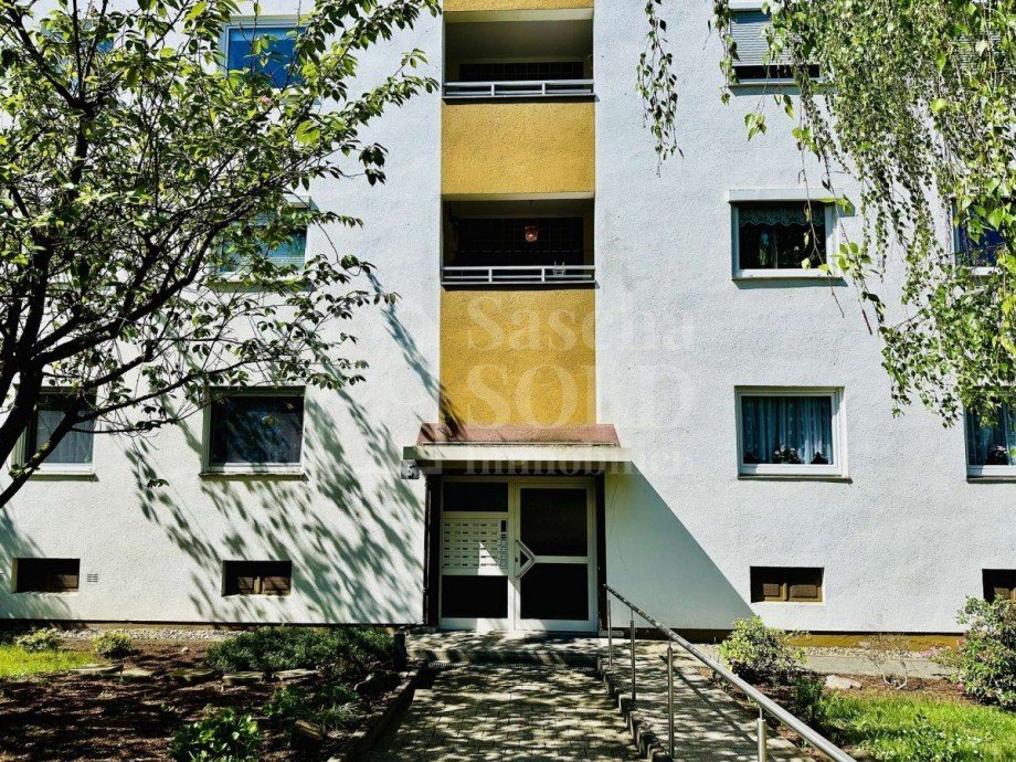 Stra�enseite Etagenwohnung Saarbr�cken