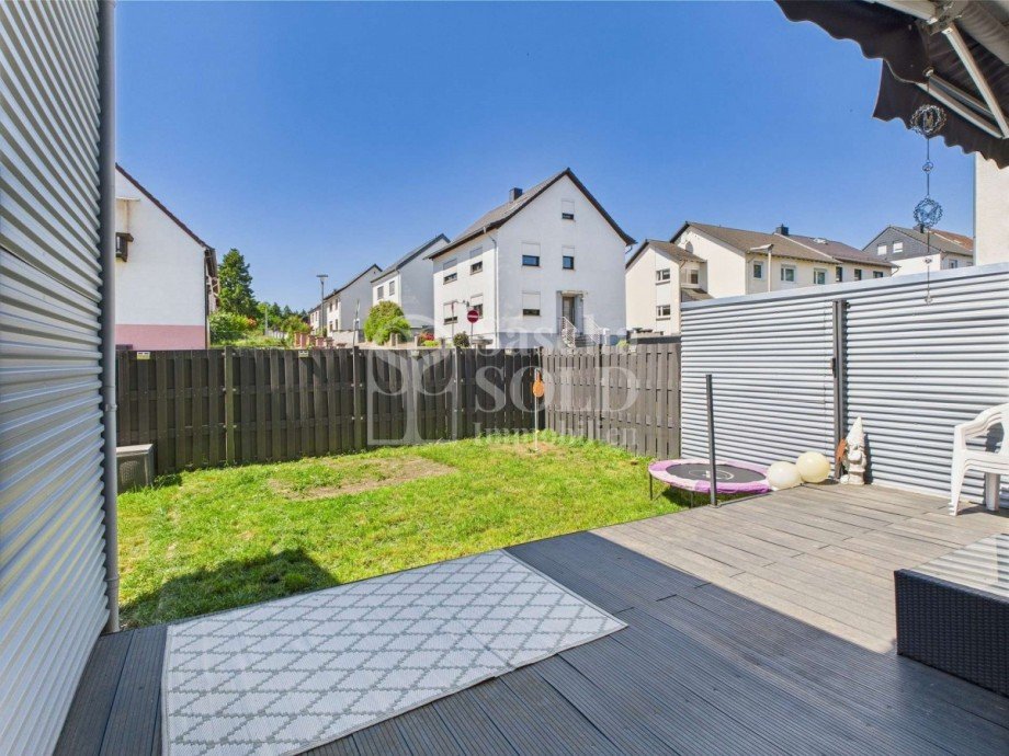 Terrasse und Garten Zweifamilienhaus Sankt Ingbert