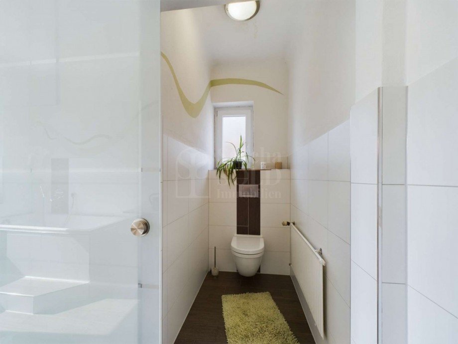 OG - Badezimmer Doppelhaush�lfte Bexbach