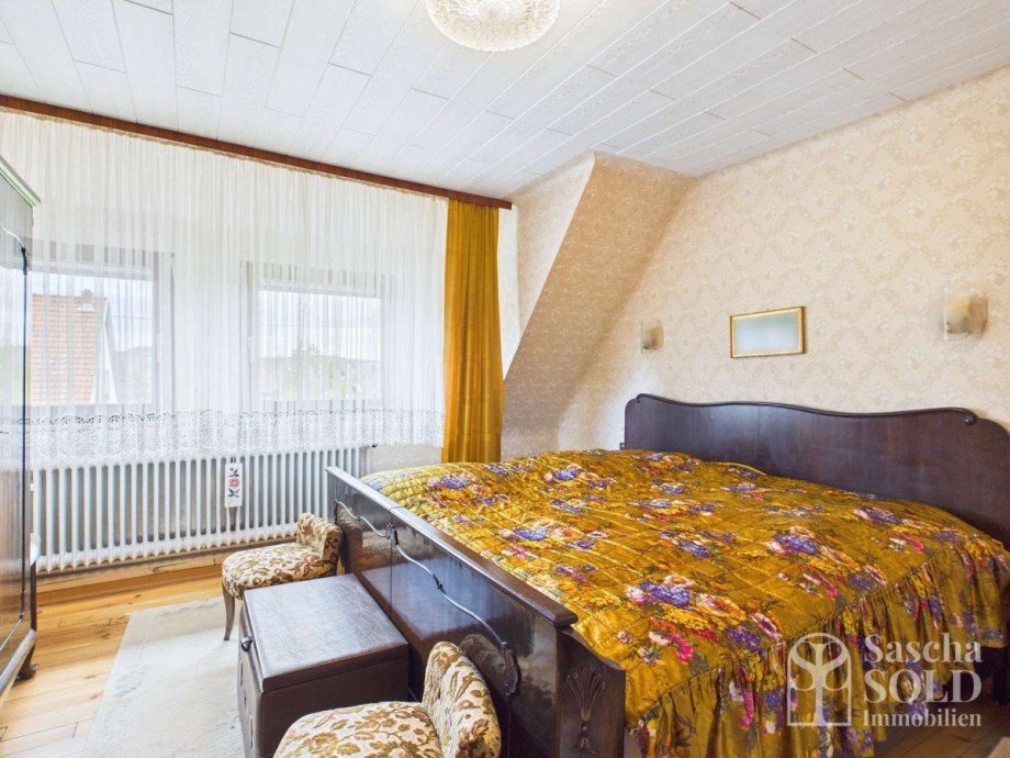 DG - Schlafzimmer Zweifamilienhaus Saarbr�cken
