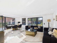 Bild (22ed51e691110cc0e20b6b2cbbcef74f): Luxuswohnung in Kirkel-Neuh�usel - Garten, Terrasse, 2 B�der, 2 Nutzr�ume