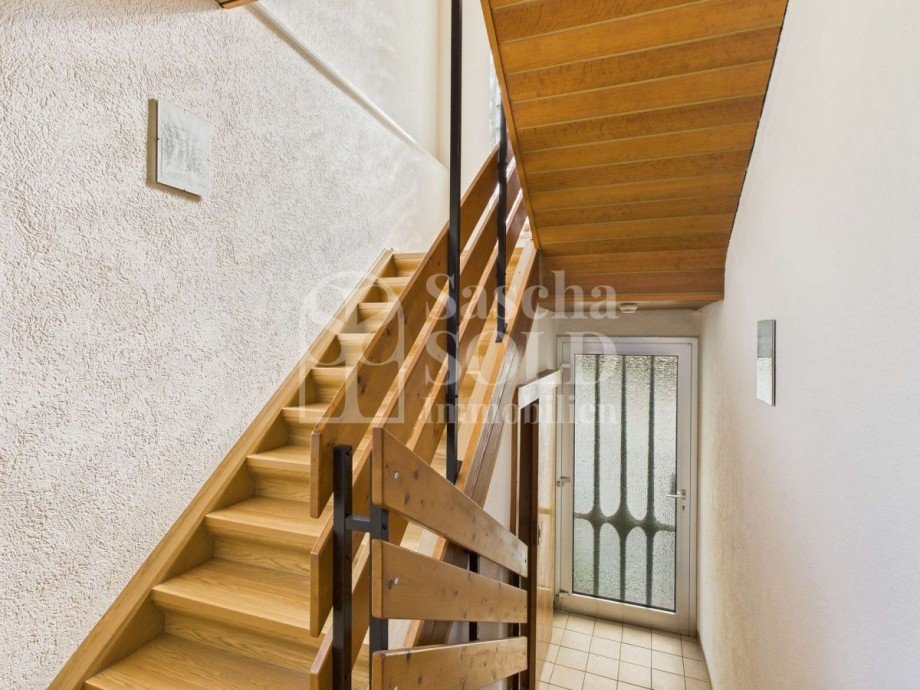 EG - Treppenhaus Doppelhaush�lfte Sankt Ingbert