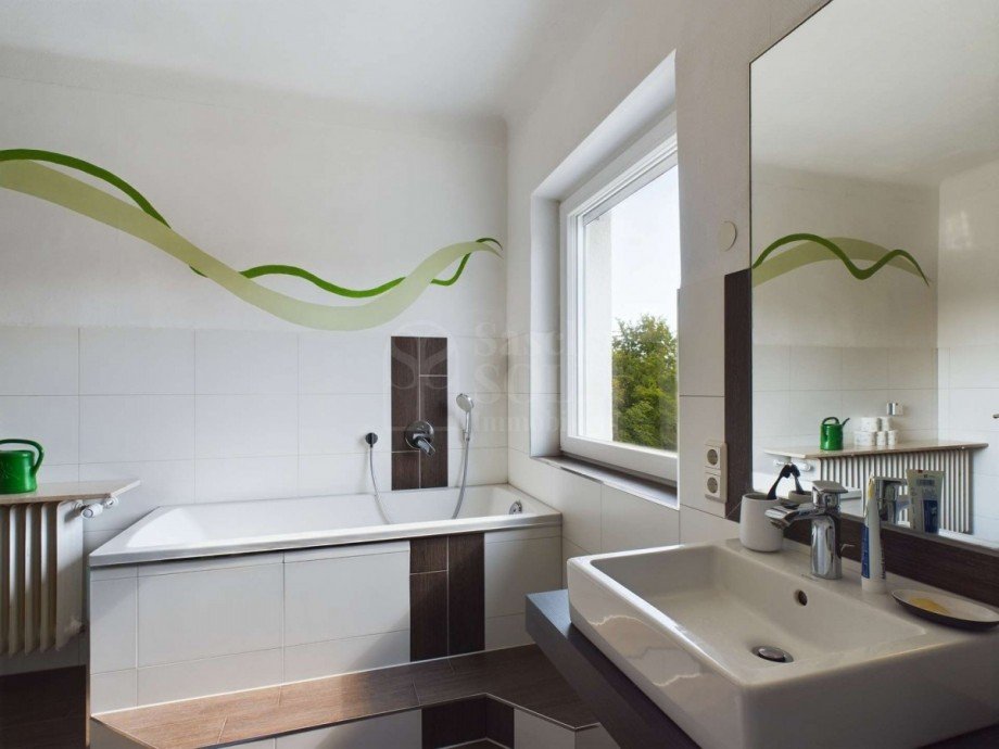 OG - Badezimmer Doppelhaush�lfte Bexbach