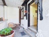 Bild (3a3c85cb7942fbe70fc61e5aa1058575): Wohnhaus mit 3 Wohnebenen, Garten und Garage in ruhiger und gefragter Wohnlage