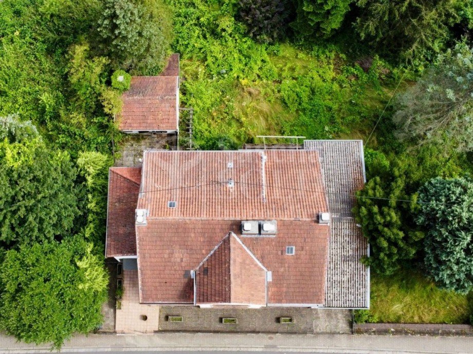 Vogelperspektive Zweifamilienhaus Schiffweiler