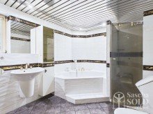 Badezimmer Gro�z�giges Anwesen in Sackgassenlage - Pool, Sauna, Wintergarten, Balkon & Doppelgarage