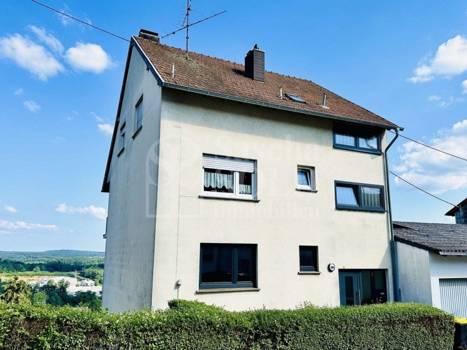 Stra�enseite Erdgeschosswohnung Spiesen-Elversberg