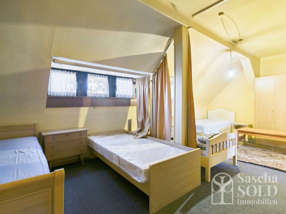 DG - Schlafzimmer 2 Einfamilienhaus Spiesen-Elversberg