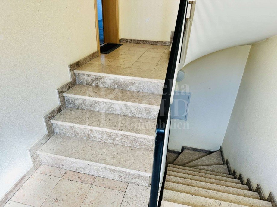 Treppenhaus Erdgeschosswohnung Spiesen-Elversberg