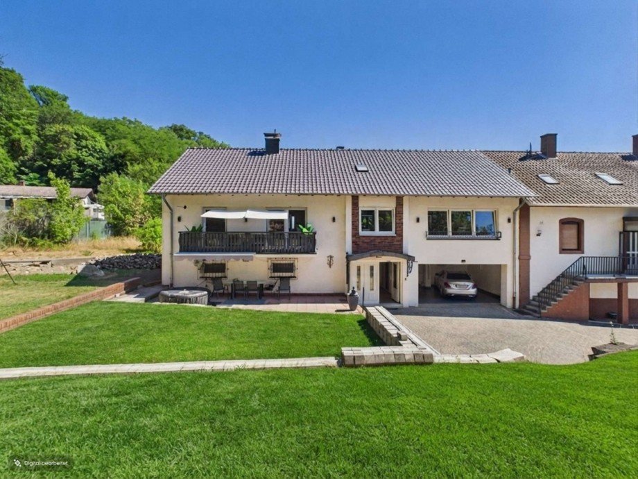 Au�enansicht (mit KI bearbeitet) Einfamilienhaus Sankt Ingbert