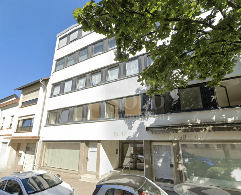 Stra�enseite Etagenwohnung Dudweiler