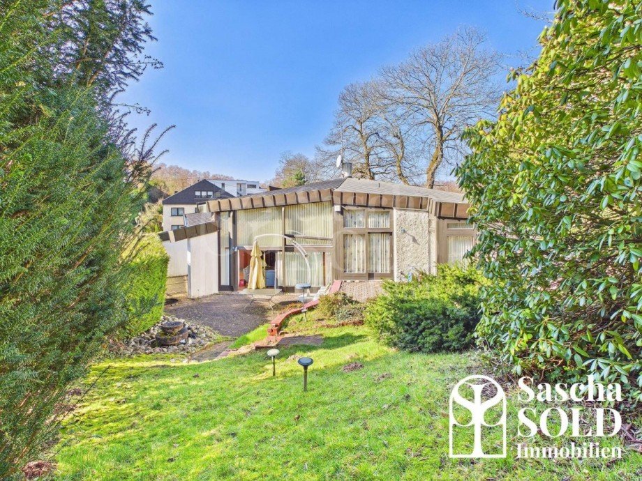 Terrasse und Garten Einfamilienhaus Saarbr�cken