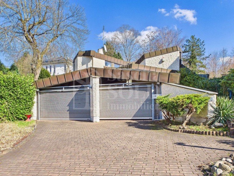 Au�enansicht Saarbr�cken Einfamilienhaus Architekturjuwel mit Galerie, Terrassen und kreativer Seele in ruhiger Bestlage von Dudweiler