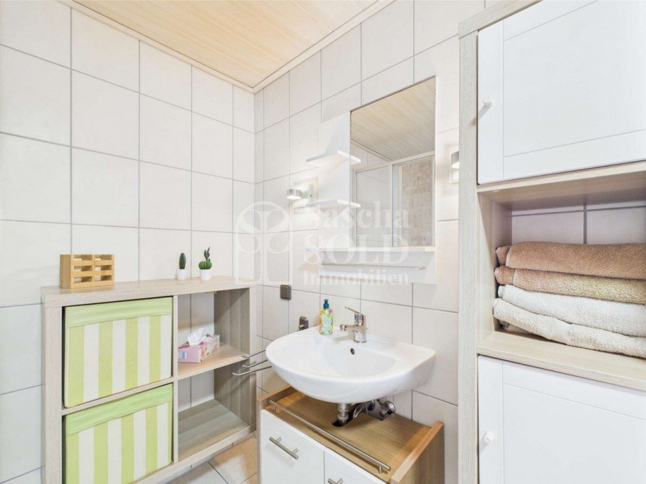WE1 - Badezimmer Mehrfamilienhaus Friedrichsthal