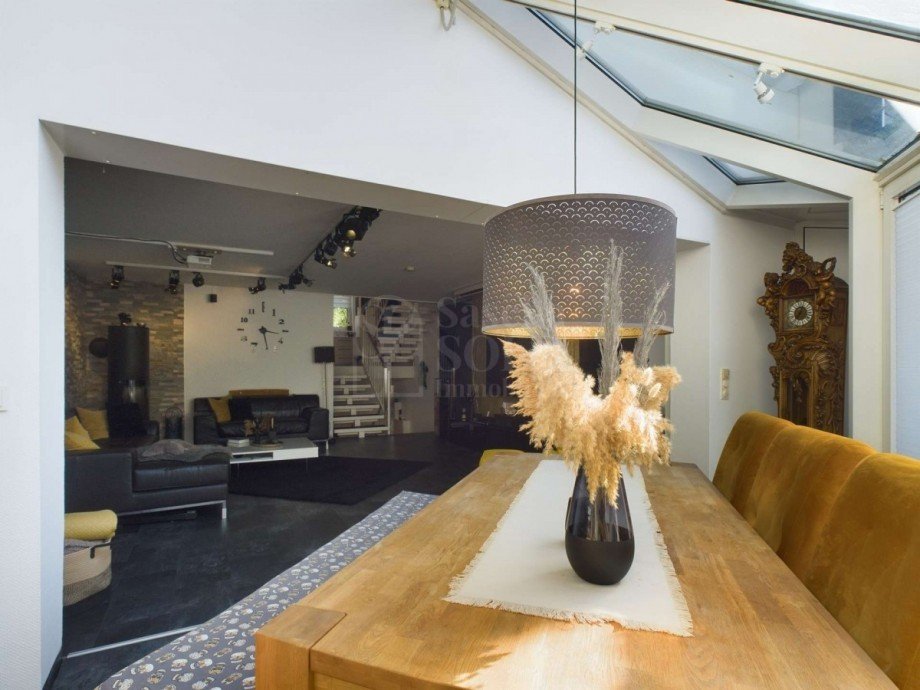 Wohn- und Esszimmer Reihenendhaus Sankt Ingbert