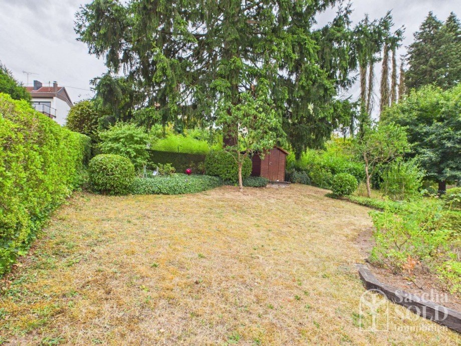 Garten Zweifamilienhaus Saarbr�cken