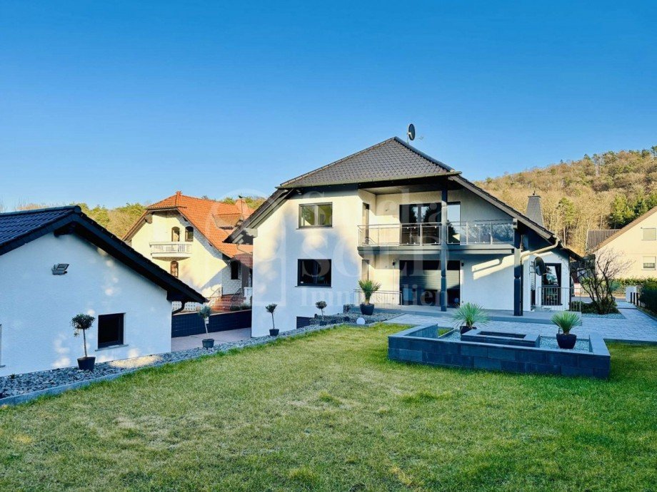 R�ckseite/Garten Dachgeschosswohnung Kirkel
