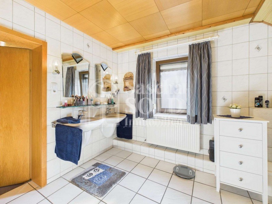 DG-Badezimmer Reihenendhaus Friedrichsthal