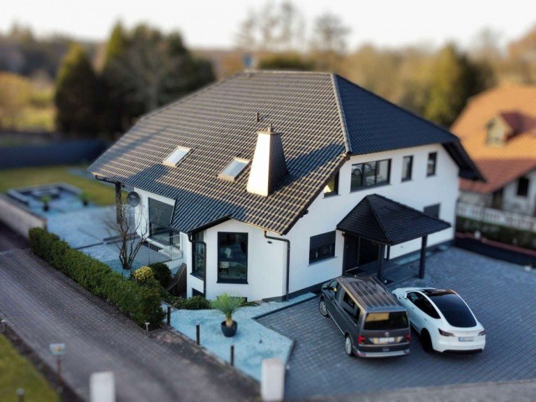 Hauptbild: Luxus in Kirkel-Neuh�usel - Exklusives Anwesen mit 3 Wohneinheiten, Garten & Top-Ausstattung