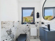WE im EG - G�ste-WC Luxuswohnung in Kirkel-Neuh�usel - Garten, Terrasse, 2 B�der, 2 Nutzr�ume