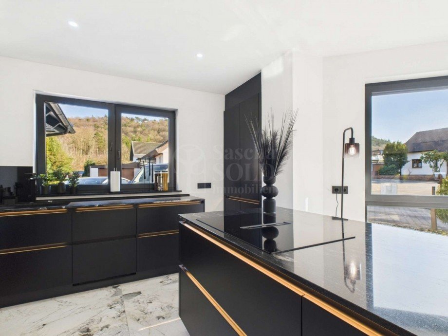 WE im EG - K�che Villa Kirkel