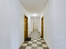 Flur Kapitalanlage in Saarbr�cken - 2-Zimmer-Wohnung mit Balkon auf dem Rastpfuhl