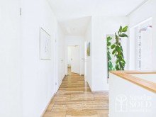 Flur Gepflegter Bungalow mit Grundofen, sonniger Terrasse, Garten und Garage in Dudweiler-S�d