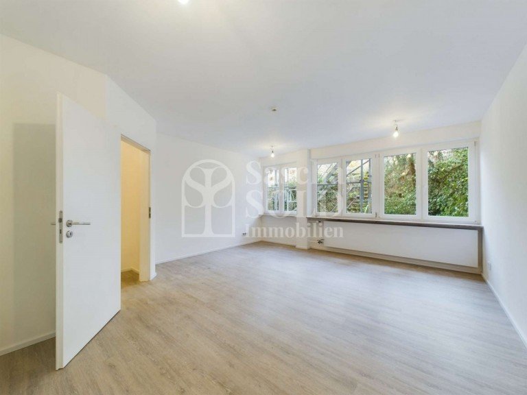 Wohnzimmer Dudweiler Etagenwohnung Zentral und barrierefrei - Hochwertige 4ZKB Wohnung, 90 m�, Dudweiler, Saarbr�cken
