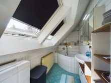 DG - Badezimmer Gepflegtes Einfamilienhaus mit Terrasse, Garten, Garage in Heusweiler - Holz