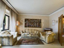 EG - Wohnzimmer Handwerker aufgepasst - Zweifamilienhaus mit Sanierungsbedarf