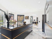 WE im EG - K�che Luxuswohnung in Kirkel-Neuh�usel - Garten, Terrasse, 2 B�der, 2 Nutzr�ume