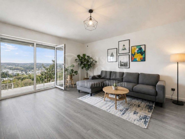 Wohnzimmer Spiesen-Elversberg Etagenwohnung Helle 2-Zimmer-Wohnung mit Balkon und Panoramablick - Erstbezug nach Sanierung - ab Juli 2026