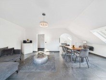 WE im DG - Wohnzimmer Luxus in Kirkel-Neuh�usel - Exklusives Anwesen mit 3 Wohneinheiten, Garten & Top-Ausstattung