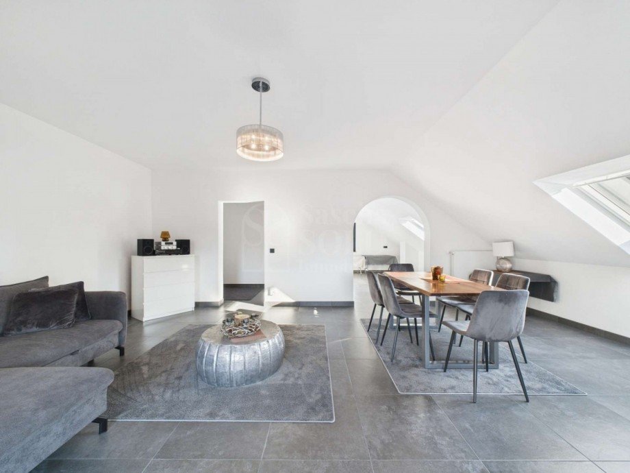 WE im DG - Wohnzimmer Dachgeschosswohnung Kirkel