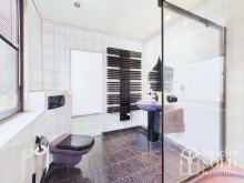 OG - Badezimmer Zwei Wohnungen in zentraler Lage von St. Ingbert - ideal f�r Eigennutzer und Anleger