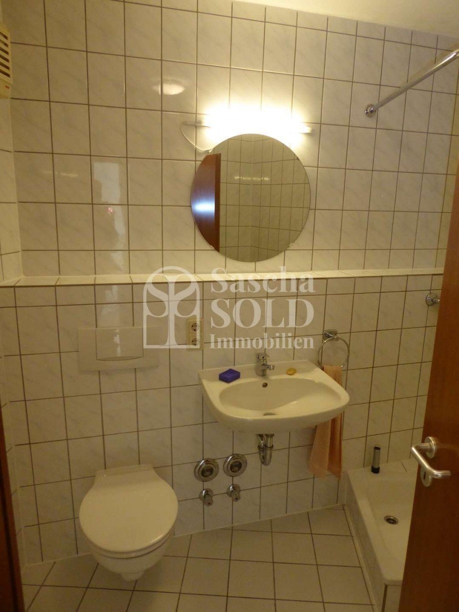 W27 - Badezimmer Mehrfamilienhaus Saarbr�cken