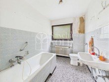 Badezimmer Helle 4-ZKB-Wohnung in St. Ingbert mit Balkon mit Garage & gro�em Kellerraum