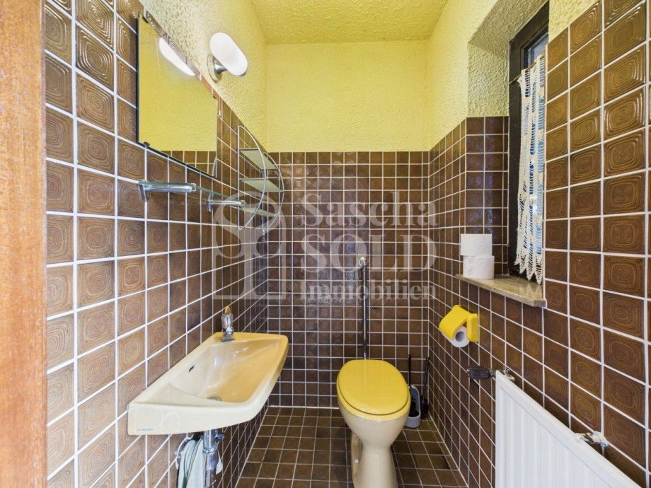 G�ste-WC Einfamilienhaus Spiesen-Elversberg