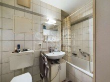 Badezimmer Kapitalanlage in Saarbr�cken - 2-Zimmer-Wohnung mit Balkon auf dem Rastpfuhl