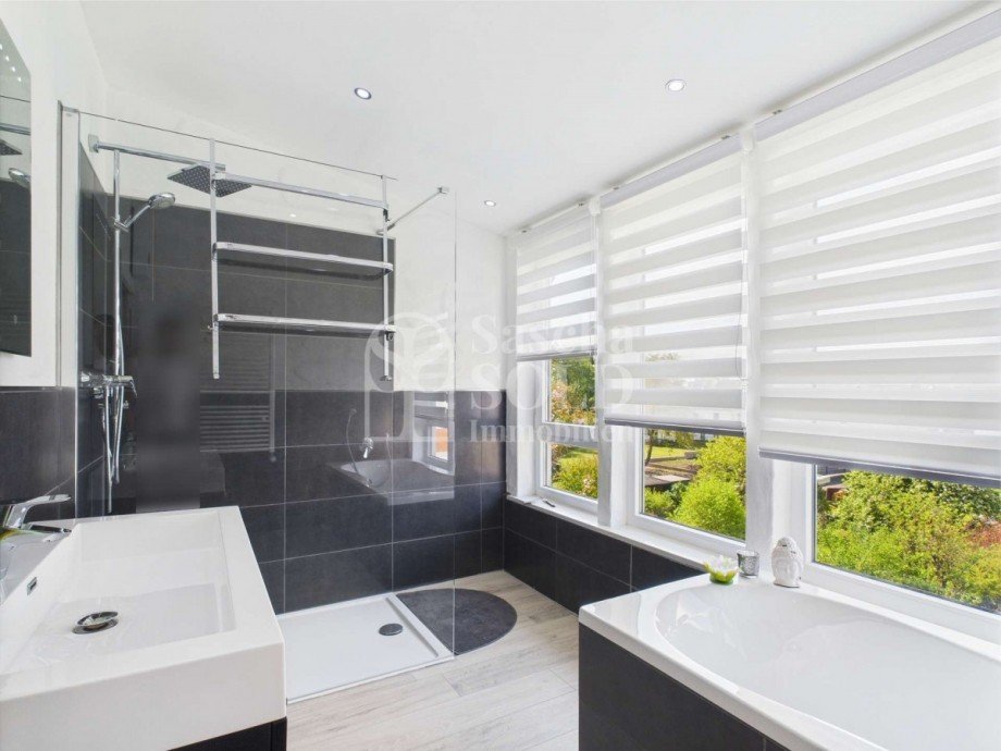 WE3 - Badezimmer 1 Mehrfamilienhaus Friedrichsthal
