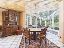 Essbereich Gro�z�giges Anwesen in Sackgassenlage - Pool, Sauna, Wintergarten, Balkon & Doppelgarage