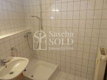 W27 - Badezimmer Zentral in Saarbr�cken-Dudweiler: Vermietete, renovierte 2-ZKB-Wohnung mit Stellplatz