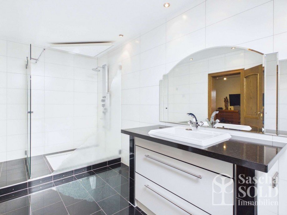 DG - Badezimmer 2 Einfamilienhaus Sankt Ingbert