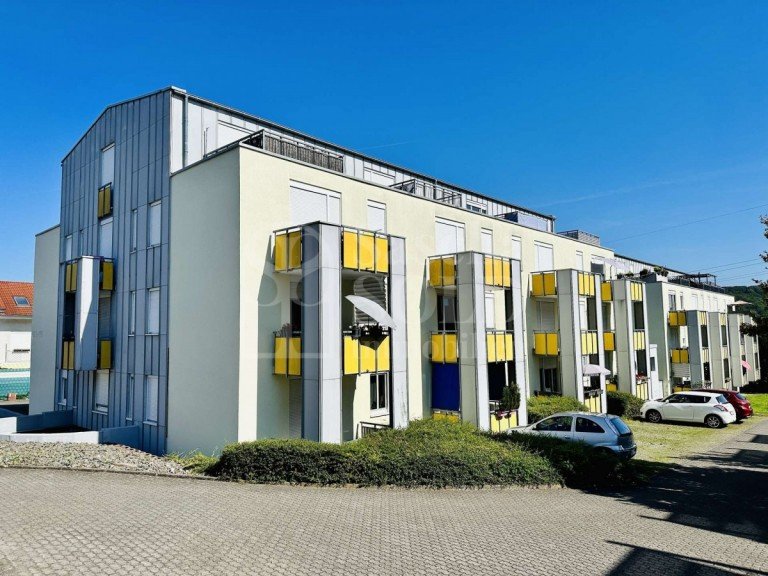 R�ckseite Saarbr�cken Etagenwohnung Vermietete 2-Zimmer-Wohnung mit Balkon in beliebter Wohnlage von Saarbr�cken