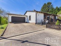 Bild (f735850bf92aff507d9d0228e808a740): Gro�z�giges Anwesen in ruhiger Waldrandlage - Pool, Sauna, Wintergarten, Balkon u. Doppelgarage