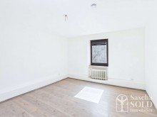 OG - Schlafzimmer Zwei Wohnungen in zentraler Lage von St. Ingbert - ideal f�r Eigennutzer und Anleger